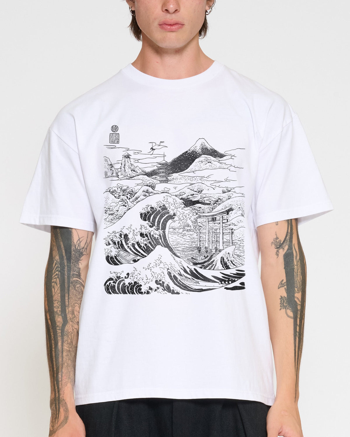 The Great Wave on Mount Fujiyama T-Shirt